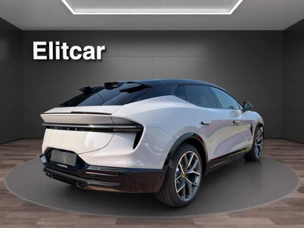 Lotus Eletre nuova a Milano (5)