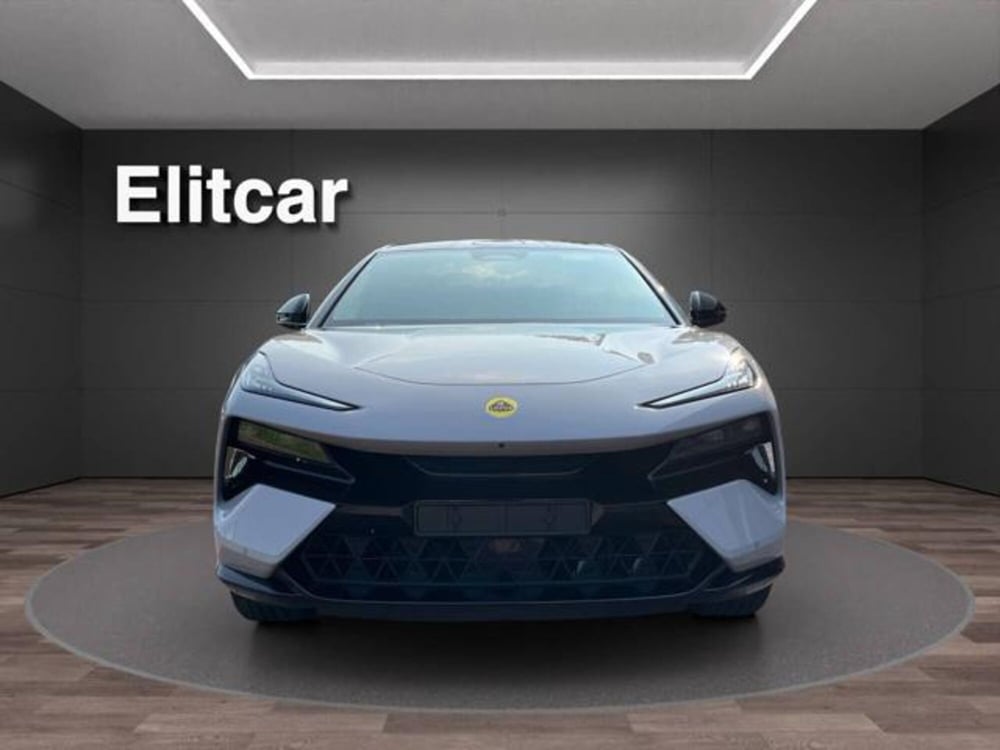 Lotus Eletre nuova a Milano (7)