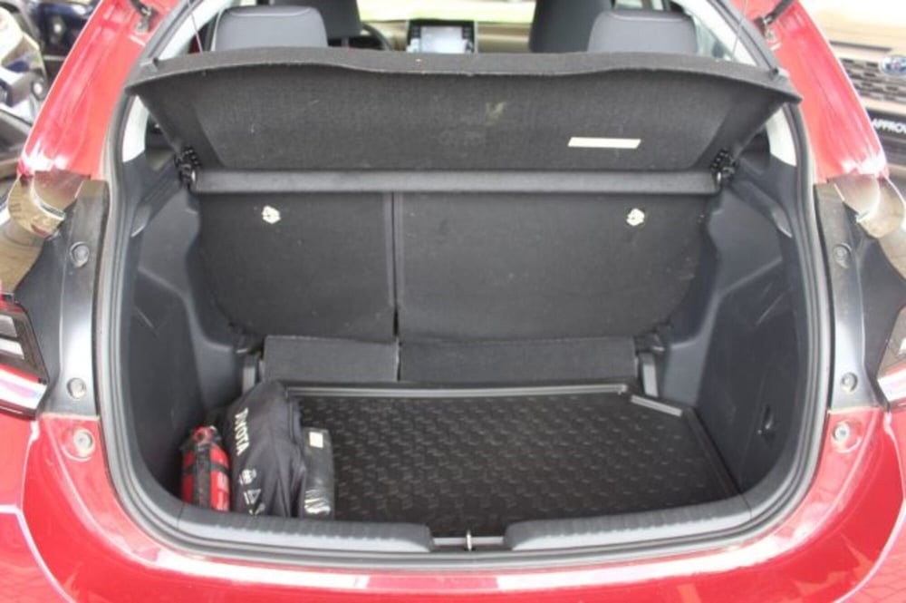 Toyota Yaris Cross usata a Roma (11)