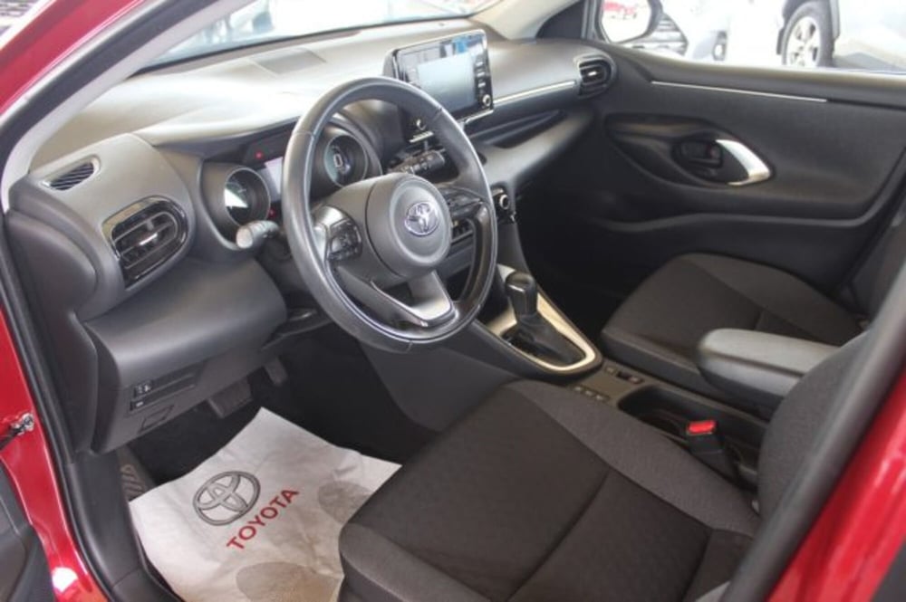 Toyota Yaris Cross usata a Roma (12)