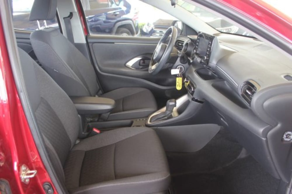 Toyota Yaris Cross usata a Roma (7)