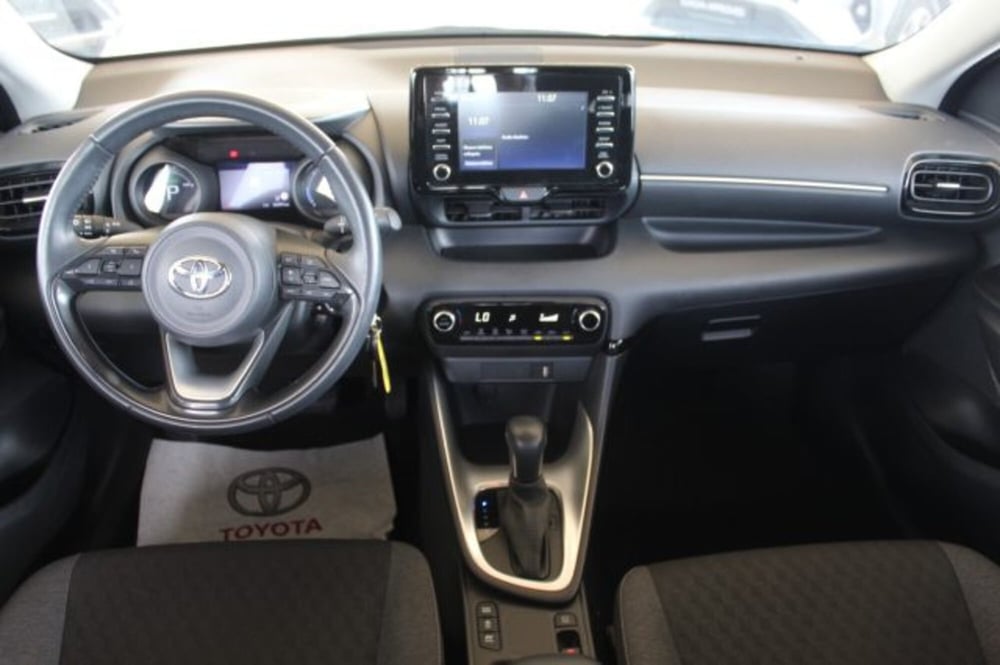 Toyota Yaris Cross usata a Roma (9)