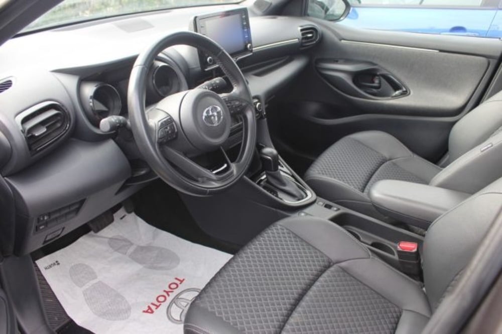 Toyota Yaris usata a Roma (12)