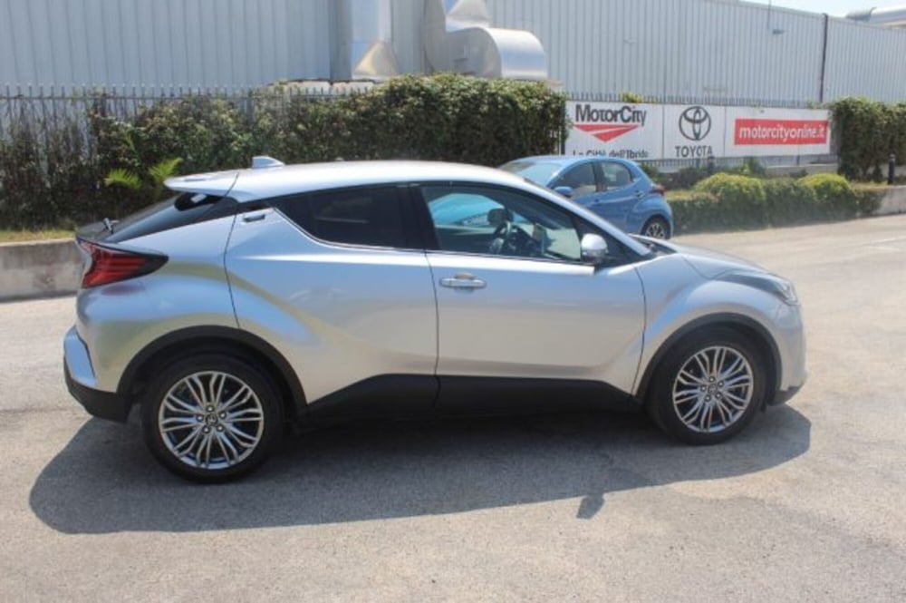 Toyota Toyota C-HR usata a Roma (14)