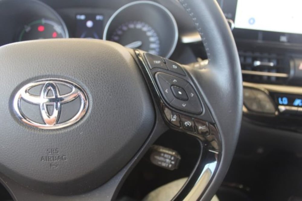 Toyota Toyota C-HR usata a Roma (20)