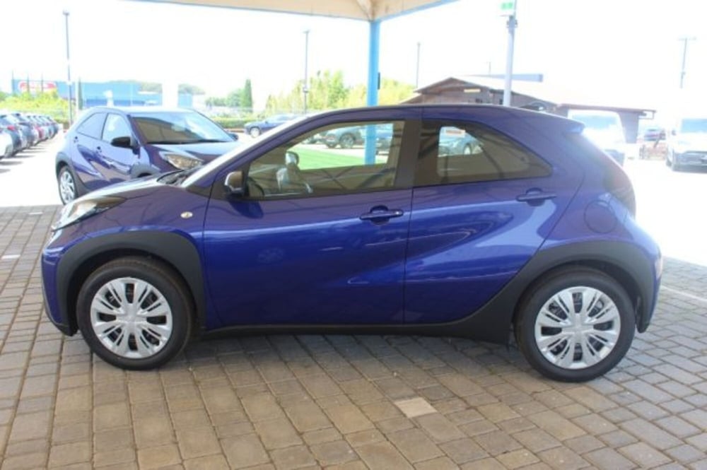 Toyota Aygo X nuova a Roma (2)