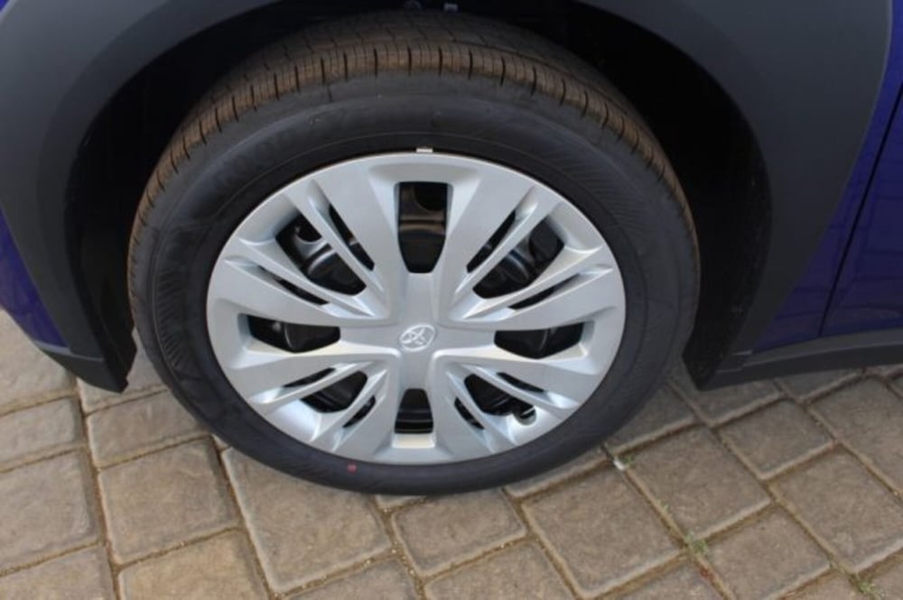 Toyota Aygo X nuova a Roma (6)