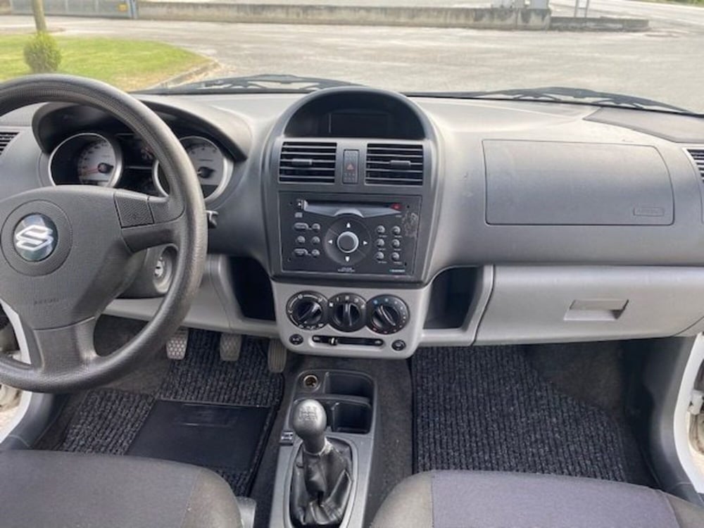 Suzuki Ignis usata a Cuneo (16)