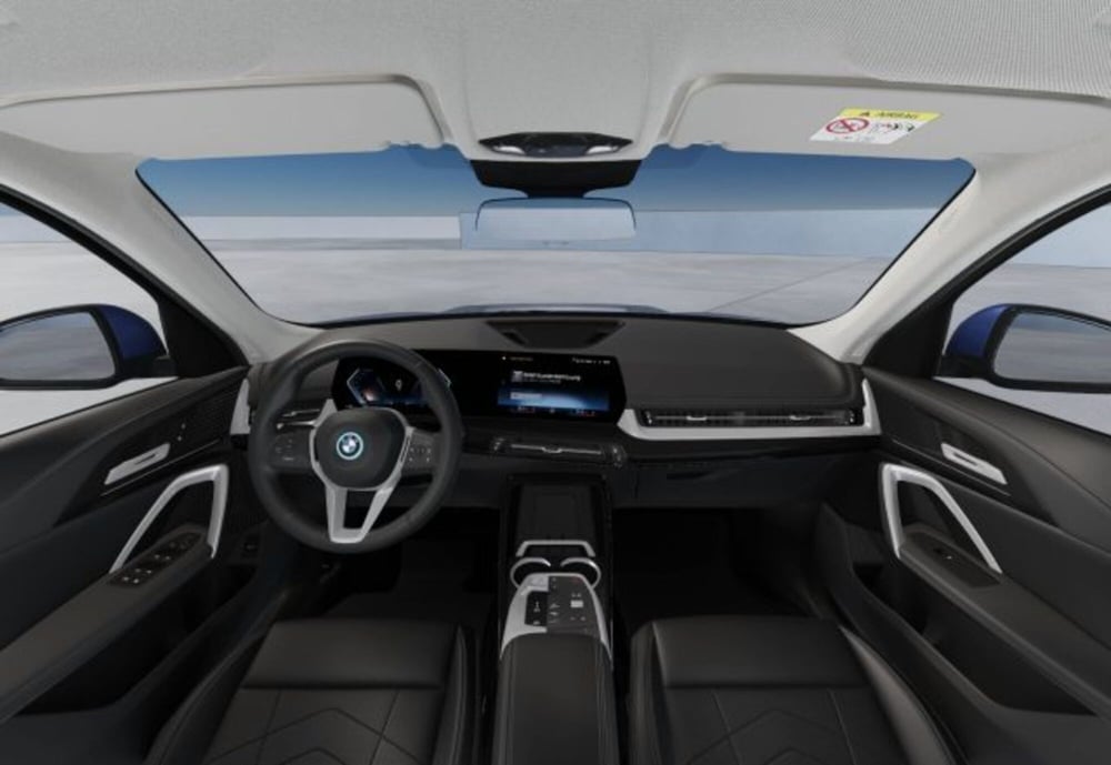 BMW iX1 nuova a Modena (11)
