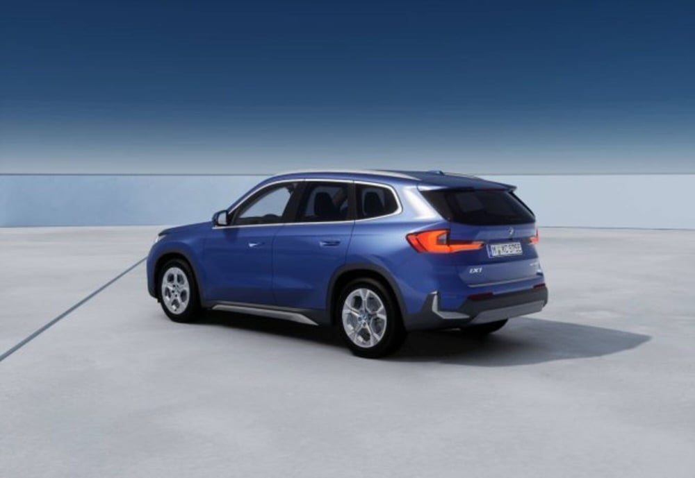 BMW iX1 nuova a Modena (2)