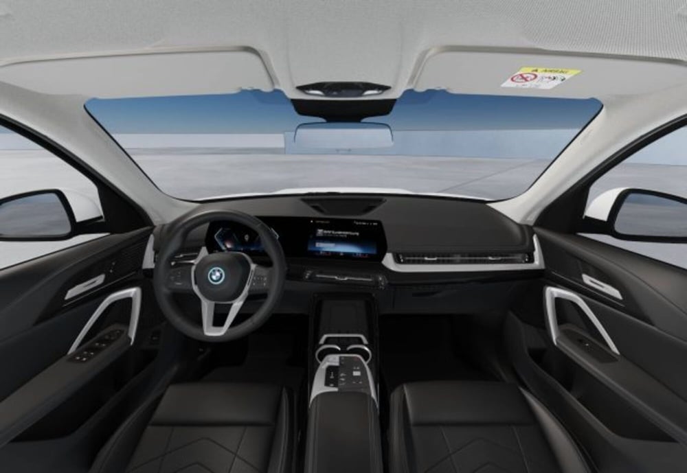 BMW iX1 nuova a Modena (11)