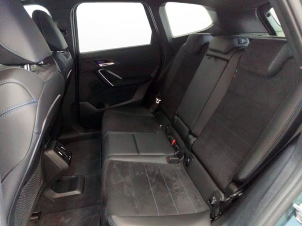 BMW iX1 usata a Modena (12)