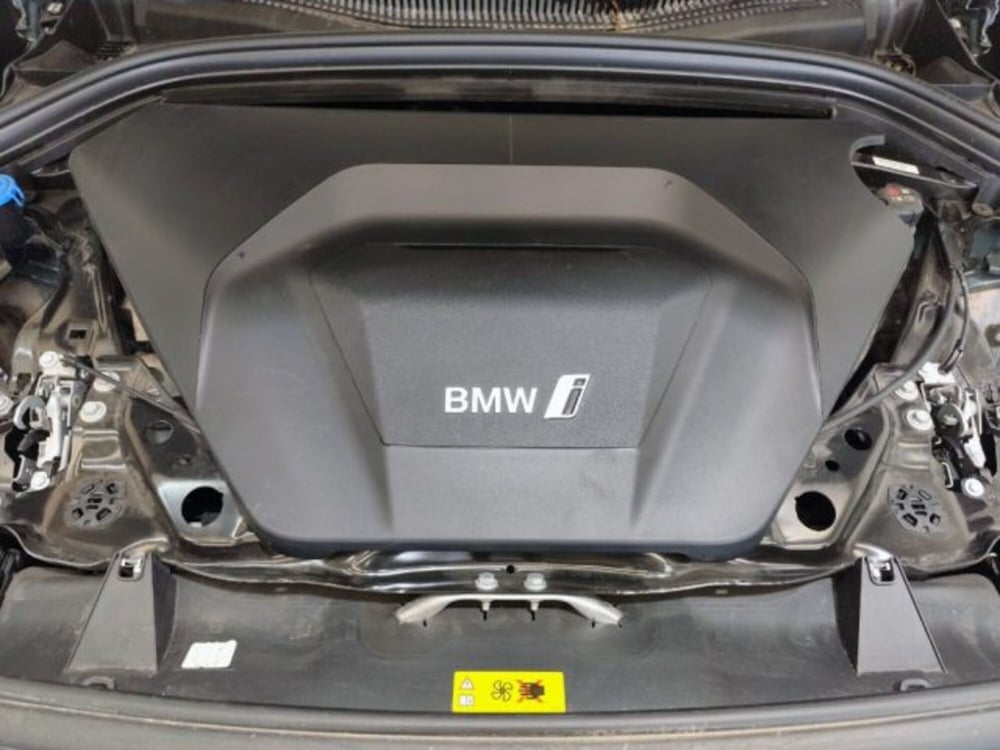 BMW iX1 usata a Modena (15)