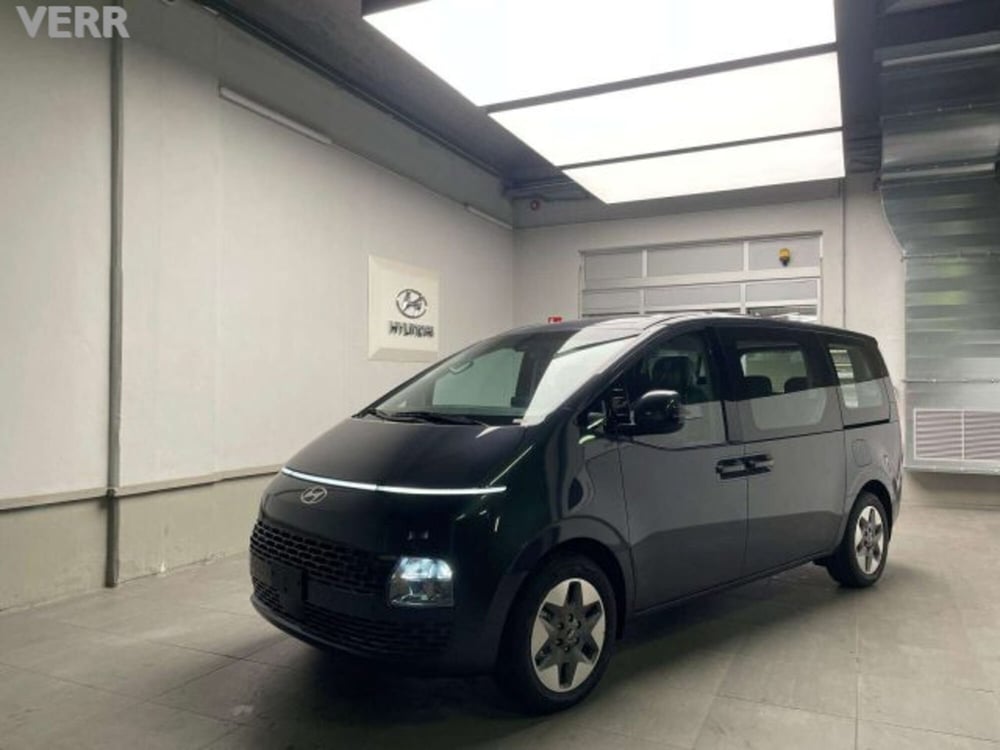 Hyundai Staria nuova a Milano (11)