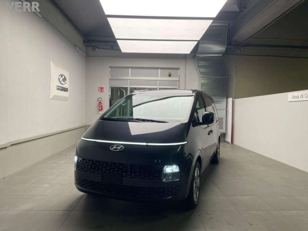 Hyundai Staria nuova a Milano (12)
