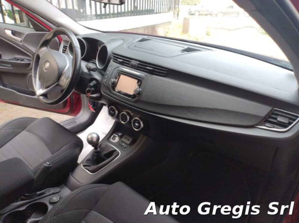 Alfa Romeo Giulietta usata a Milano (12)