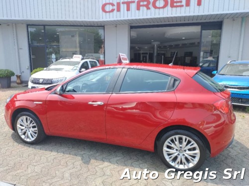 Alfa Romeo Giulietta usata a Milano (2)