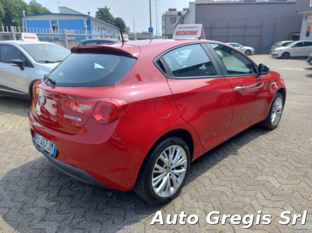 Alfa Romeo Giulietta usata a Milano (5)