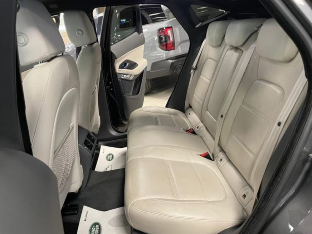 Jaguar E-Pace usata a Cuneo (14)