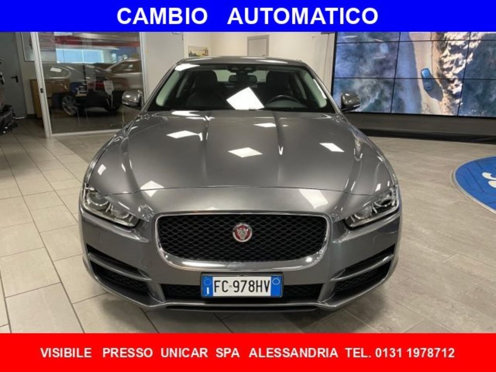 Jaguar XE usata a Cuneo (2)