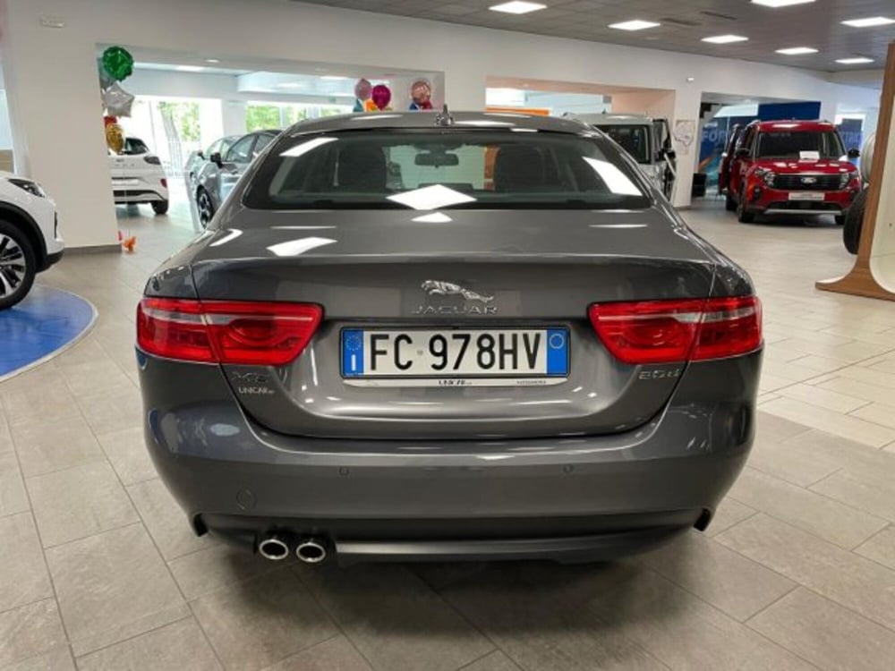 Jaguar XE usata a Cuneo (6)