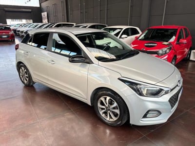 Hyundai i20 1.2 5 porte Econext Connectline del 2020 usata a Pesaro