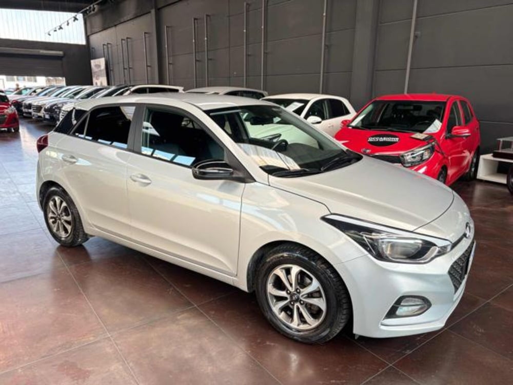 Hyundai i20 usata a Pesaro-Urbino (6)