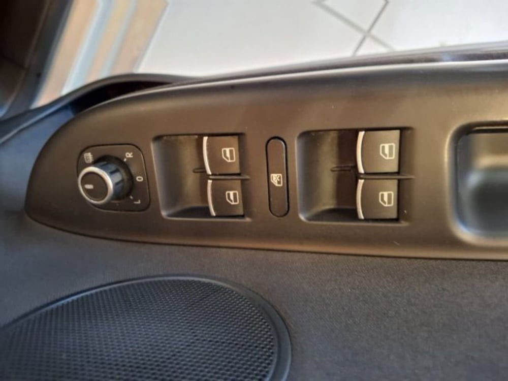 Volkswagen Golf Plus usata a Vicenza (13)