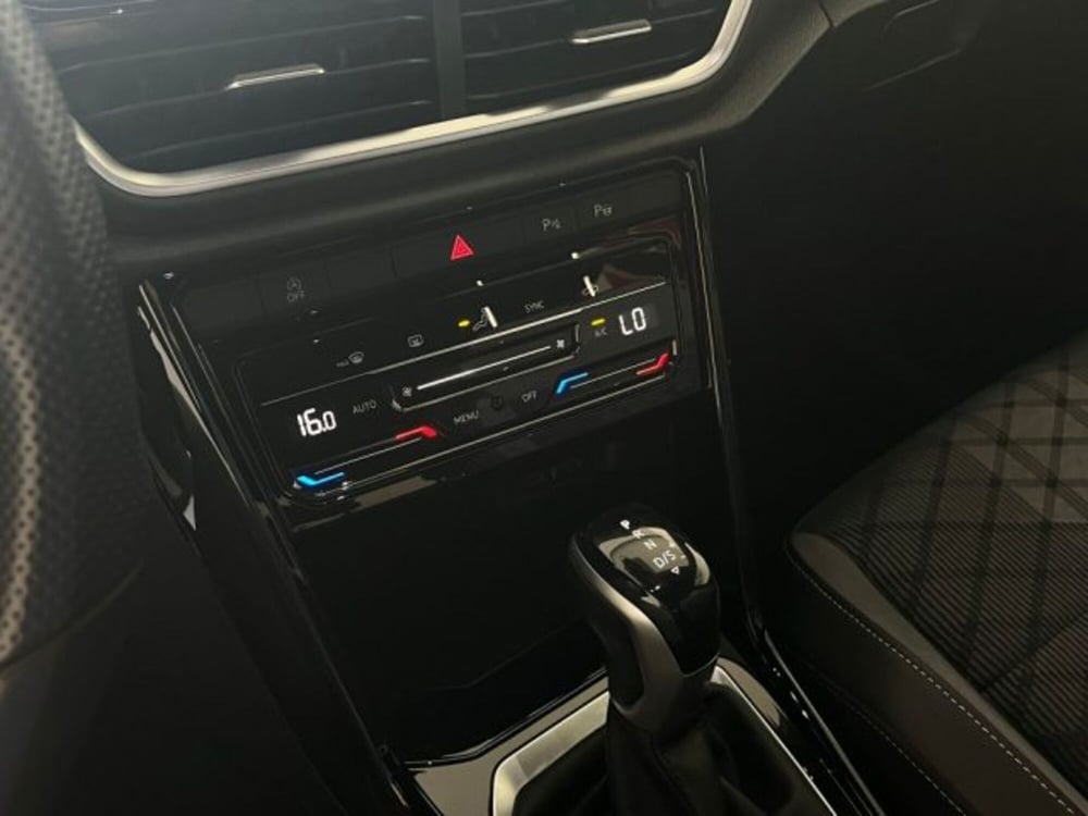 Volkswagen T-Roc usata a Trapani (15)