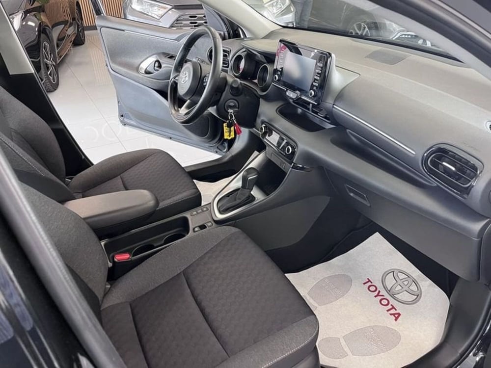 Toyota Yaris usata a Prato (8)