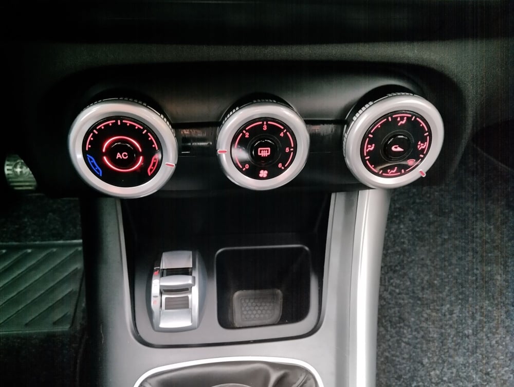 Alfa Romeo Giulietta usata a Asti (12)