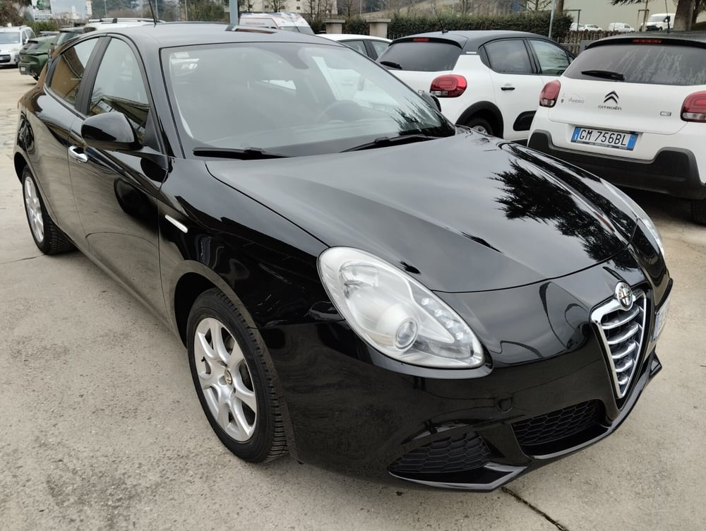 Alfa Romeo Giulietta usata a Asti (2)