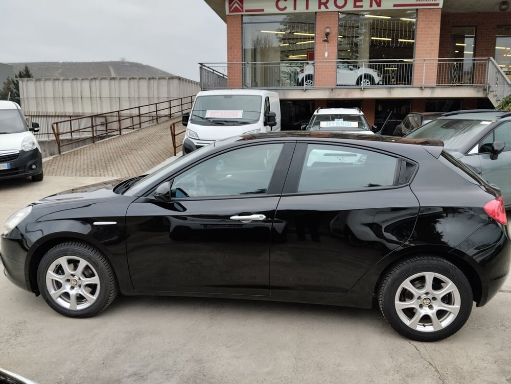 Alfa Romeo Giulietta usata a Asti (6)