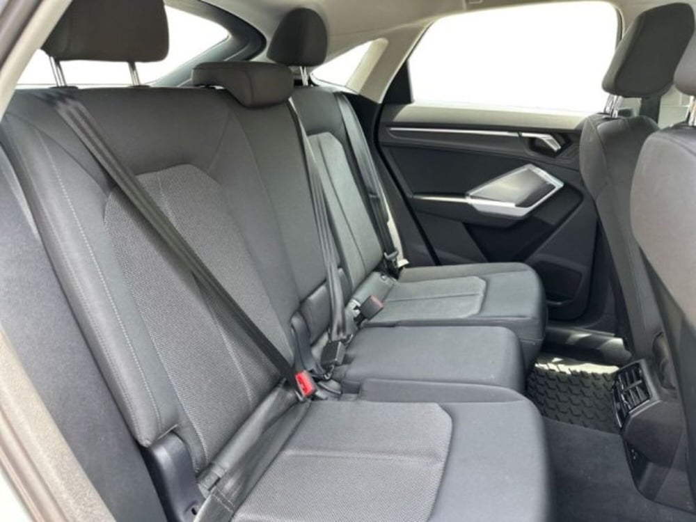 Audi Q3 Sportback usata a Avellino (16)