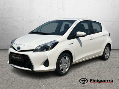 Toyota Yaris 1.5 Hybrid 5 porte Lounge del 2012 usata a Talamona