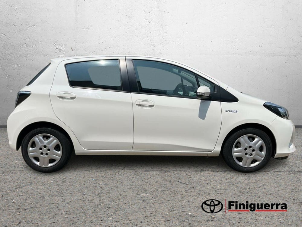 Toyota Yaris usata a Sondrio (5)