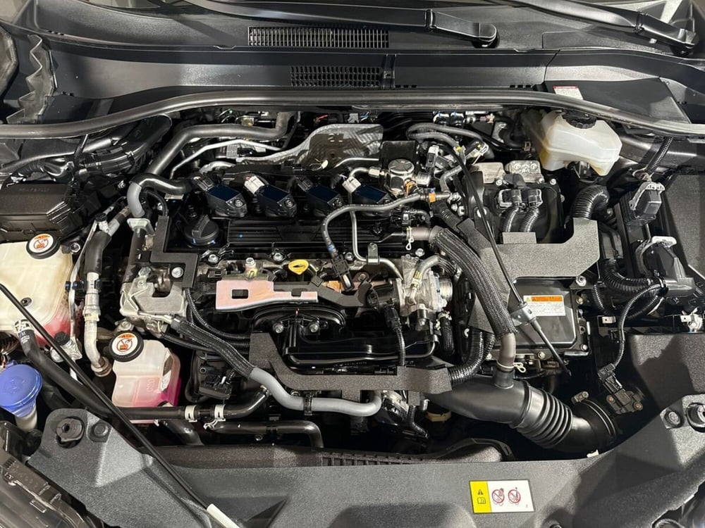 Toyota Toyota C-HR usata a Lecco (17)