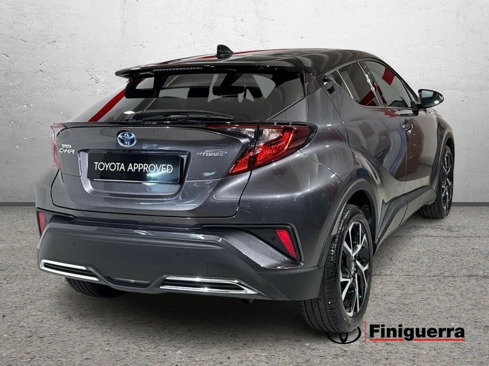 Toyota Toyota C-HR usata a Lecco (5)