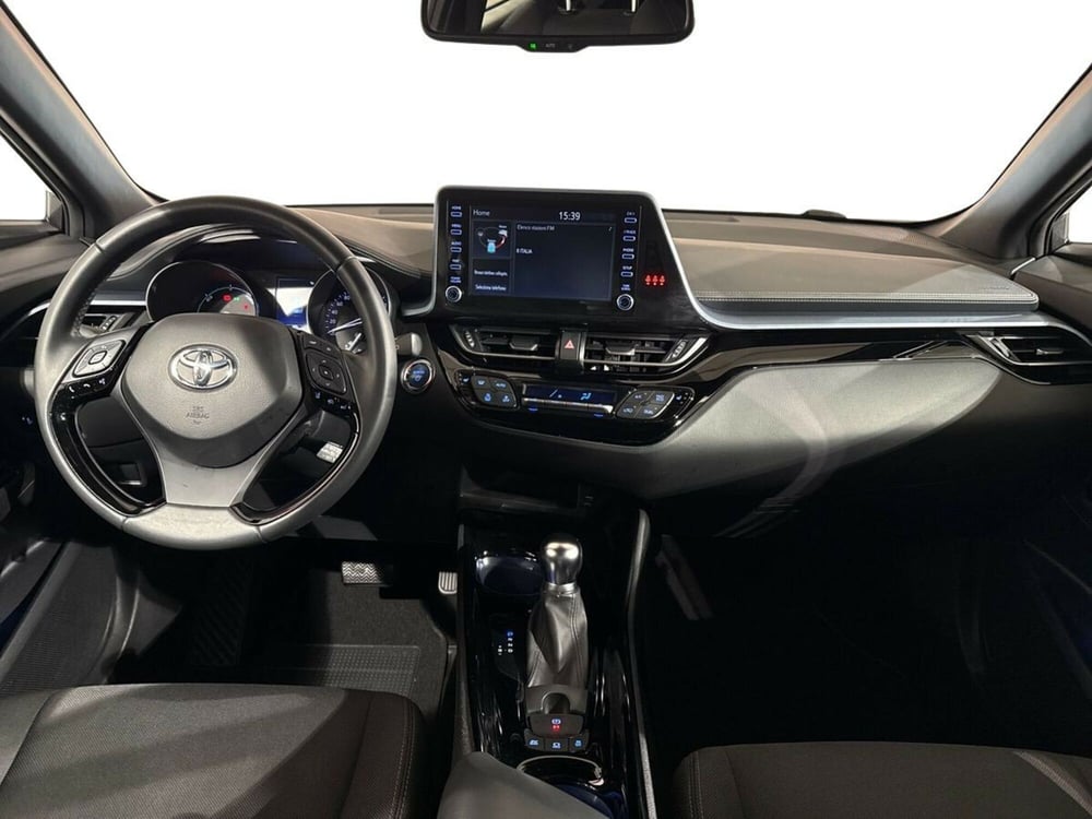 Toyota Toyota C-HR usata a Lecco (9)