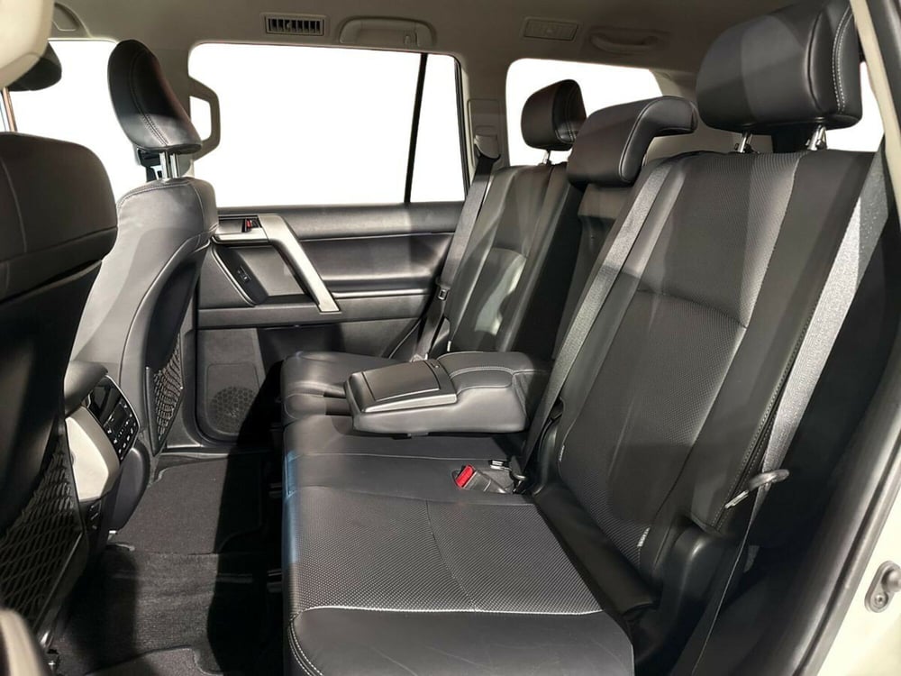 Toyota Land Cruiser usata a Lecco (16)