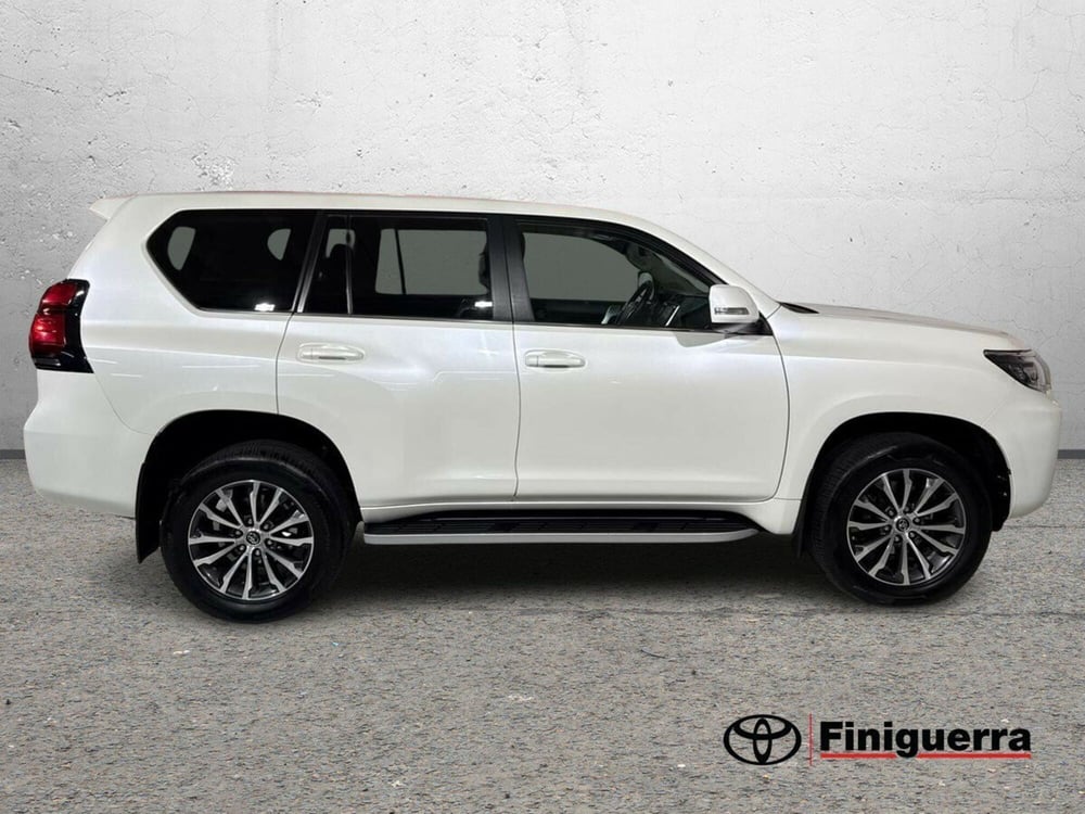 Toyota Land Cruiser usata a Lecco (6)