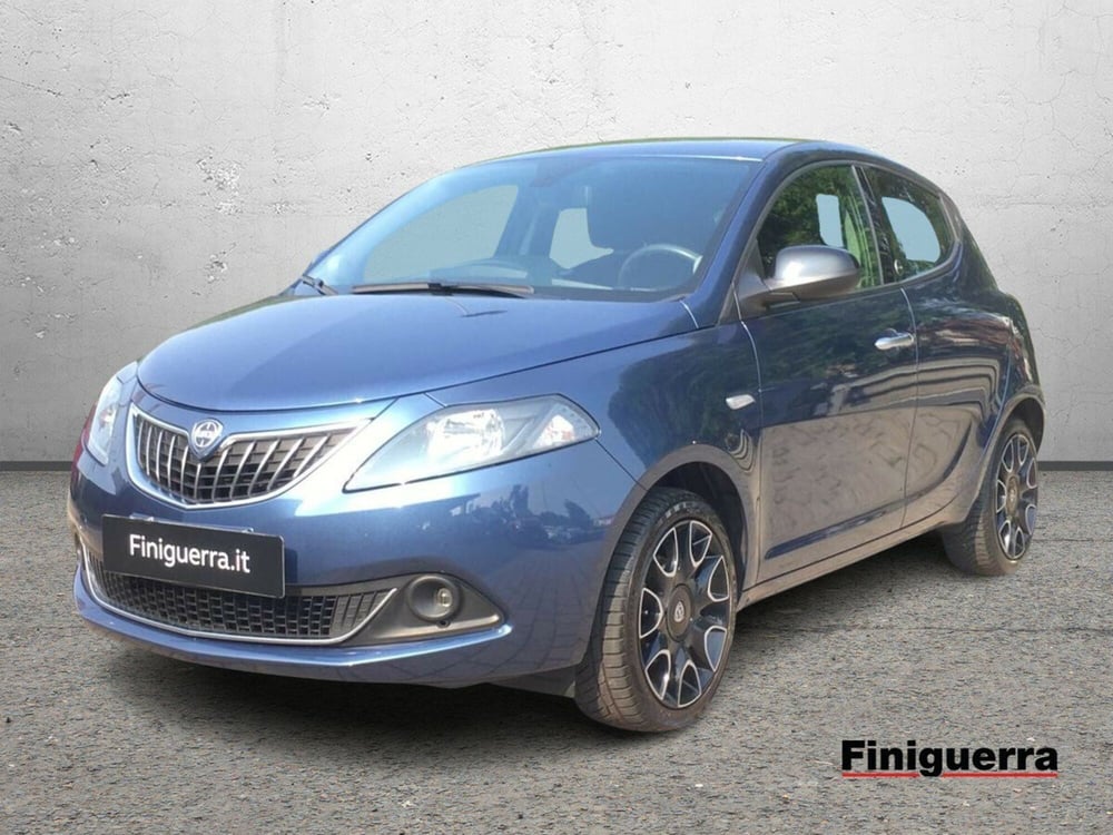 Lancia Ypsilon usata a Lecco