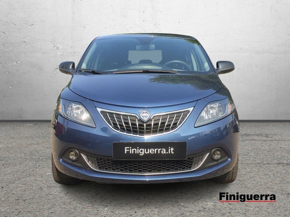 Lancia Ypsilon usata a Lecco (2)