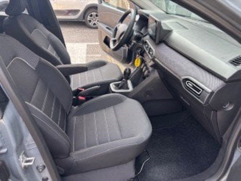 Dacia Jogger usata a Bergamo (12)