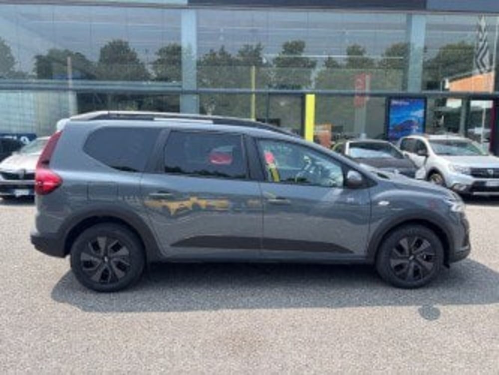 Dacia Jogger usata a Bergamo (7)
