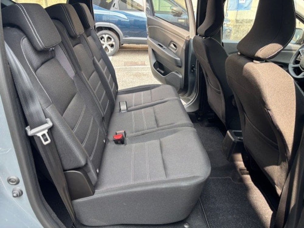 Dacia Jogger usata a Bergamo (9)