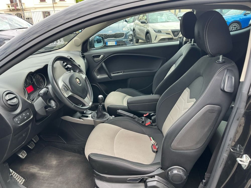 Alfa Romeo MiTo usata a Milano (12)