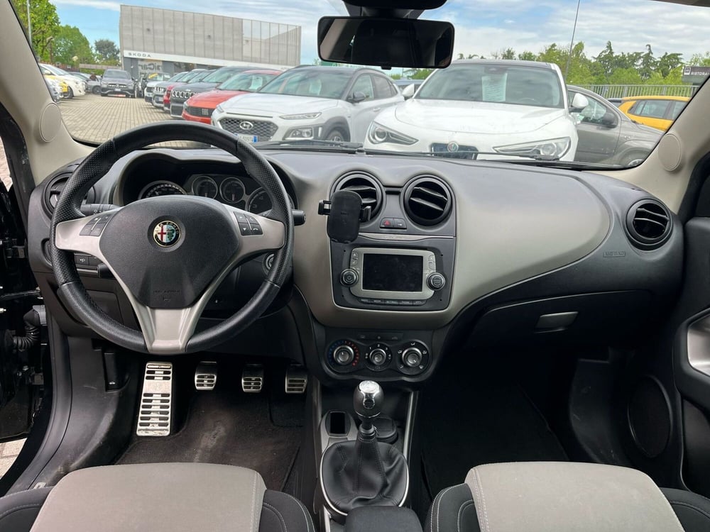 Alfa Romeo MiTo usata a Milano (16)