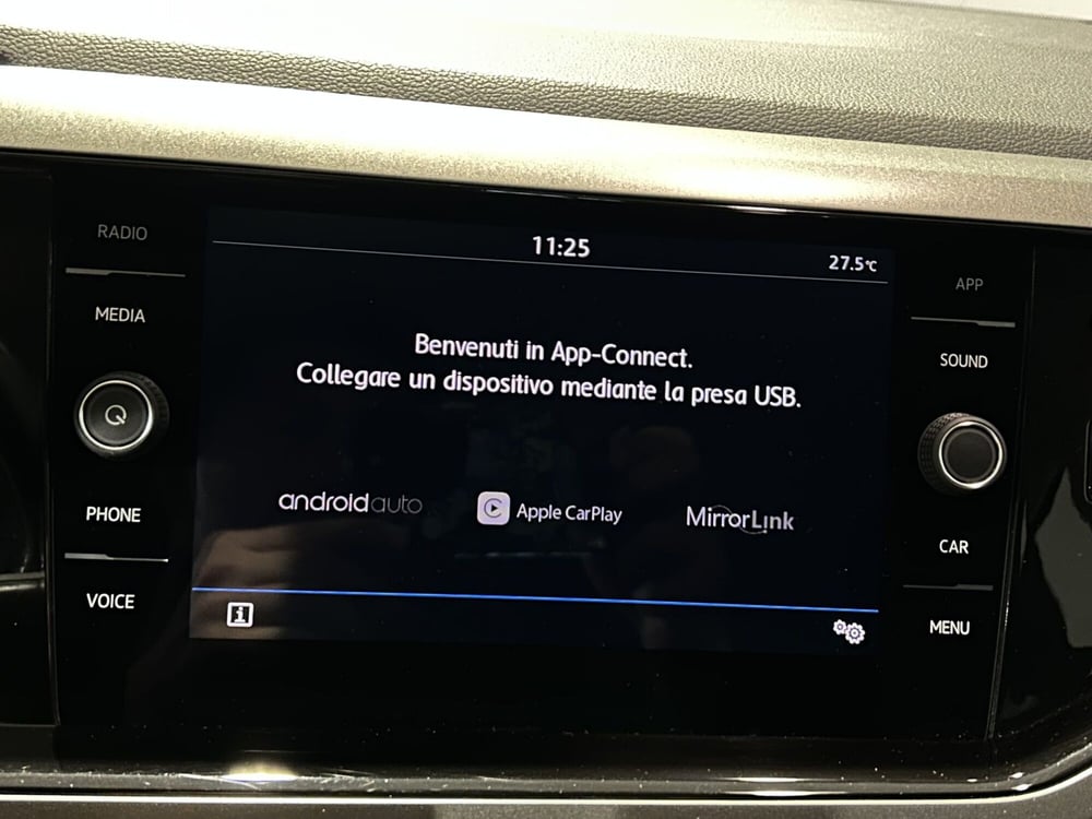 Volkswagen Polo usata a Milano (16)