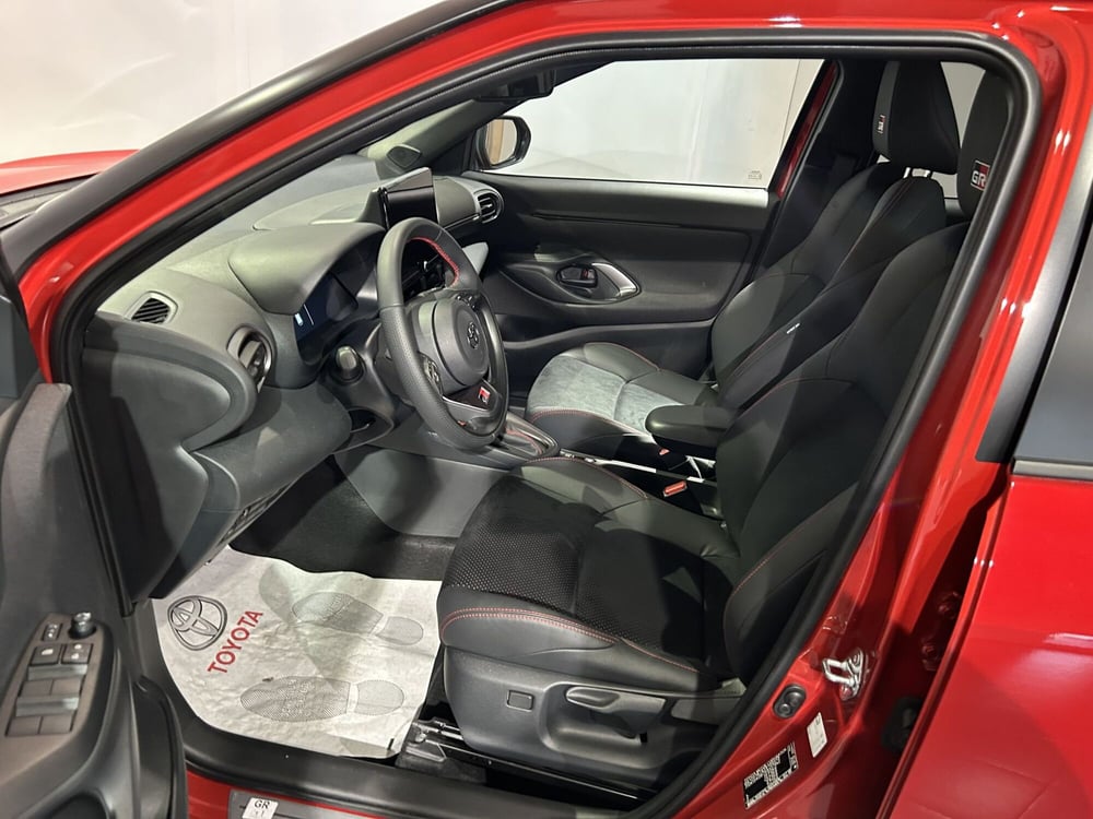Toyota Yaris Cross usata a Milano (11)